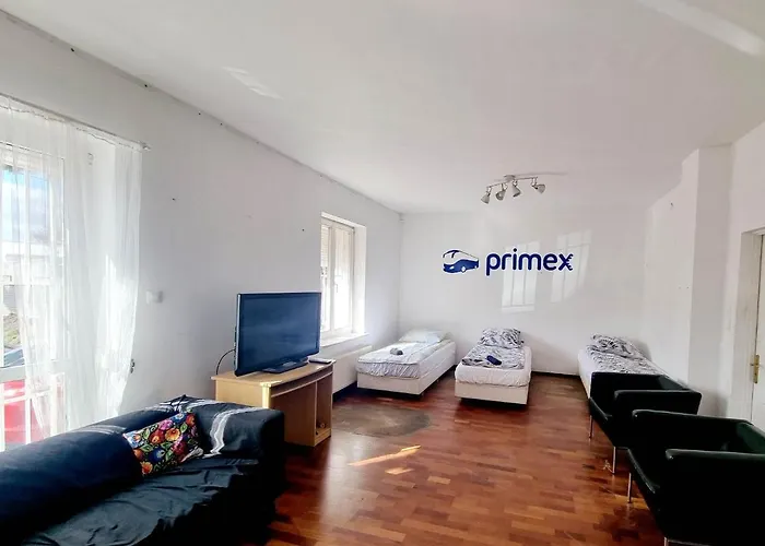 Проживание в семье Primax Познань